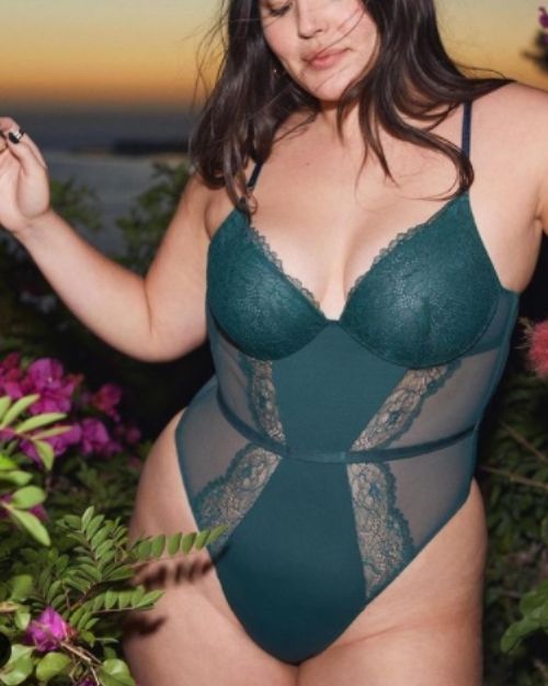 Victoria secerets Swimsuits with Bust support and Tummy Control For Floridas Port St Luice