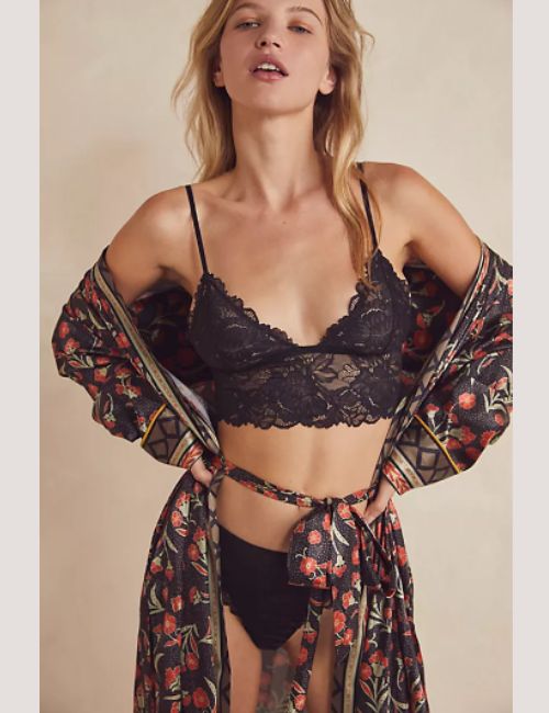 Bralette with Pair of Sets