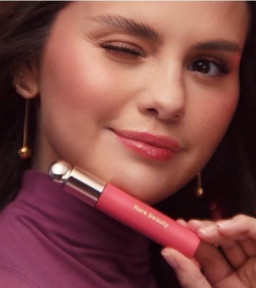 Selena Gomez Soft Pinch Tinted Lip Oil trends