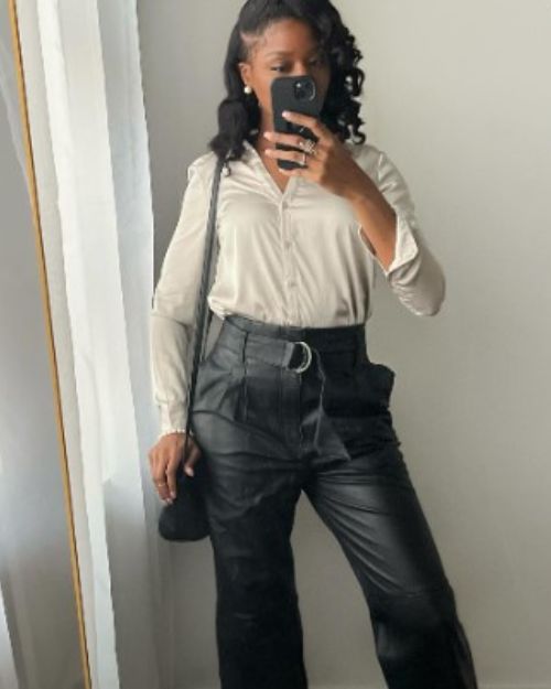 Black Pants white shirts with belted and side cross bags looks of looksoflight