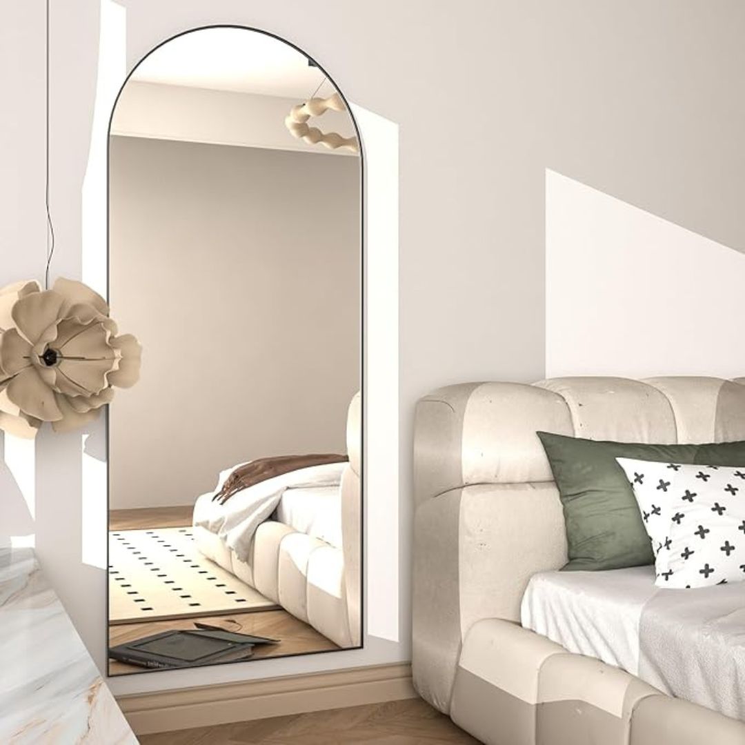 Arched Body Floor Mirror With Stand