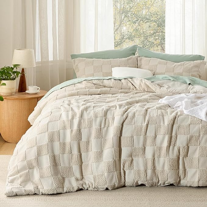 Bedsure King Size Comforter Set Beige, Boho Tufted Bed Set, Checkered Farmhouse Shabby Chic Bedding, 3 Pieces 1 Bedsure King Size Comforter Set Beige, Boho Tufted Bed Set, Checkered (2)